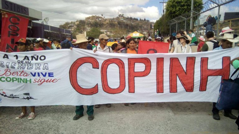 COPINH y pueblos indígenas realizan manifestación tras cumplirse un año del asesinato de Berta Cáceres