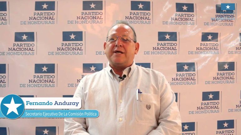 Fernando Anduray: «Hay que apoyar al candidato del partido aunque sea un pícaro»