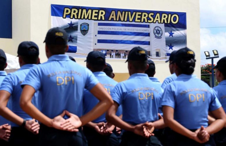 Equipo entrenado por Estados Unidos en secreto investigó Caso Pandora