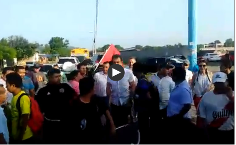 «¡TRAIDOR!», le gritan seguidores de Libre a Nasralla en Choluteca